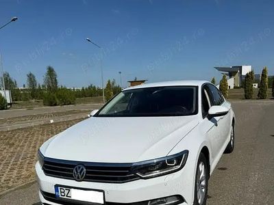 Alb Utilizat 2017 VW Passat Berlinǎ | 13.990 EUR (Preț OK)