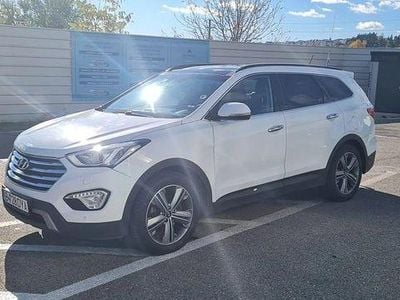 Culoarealb Second-hand 2014 Hyundai Grand Santa Fe SUV | 12.500 EUR