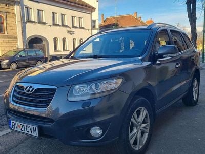 Culoaregri Utilizat 2010 Hyundai Santa Fe SUV | 7.900 EUR