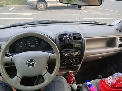 Utilizat 2003 Mazda Demio Hatchback | 1.100 EUR