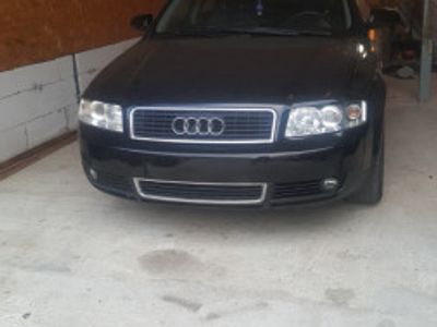 Văndută Audi A4 E8 Mașini Second Hand De Vânzare