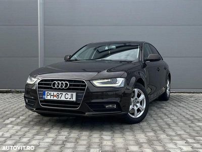 Second-hand Audi A4 Ambiente 143 CP (105 kW) 2012 Culoaremaro Berlinǎ