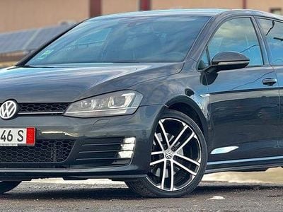 Culoaregri Second-hand 2014 VW Golf VII GTD Hatchback | 11.390 EUR (Puțin scump)