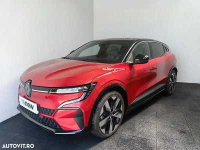 Rosu Utilizat 2023 Renault Mégane Techno Hatchback | 29.999 EUR (Puțin scump)