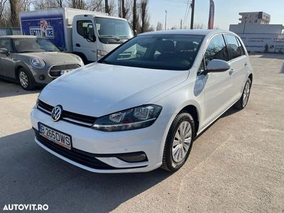 second-hand VW Golf 1.6 TDI Trendline