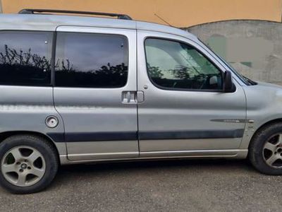 second-hand Peugeot Partner 1.9 HDI 2006 panoramic, volan dreapta