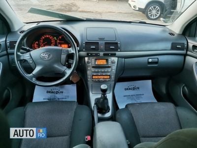 Second-hand Toyota Avensis 125 CP (91 kW) 2007 Gri Break