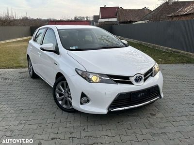 Toyota Auris Hybrid