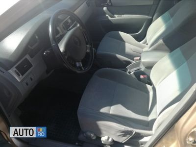 Auriu Utilizat 2008 Chevrolet Lacetti Berlinǎ | 3.100 EUR