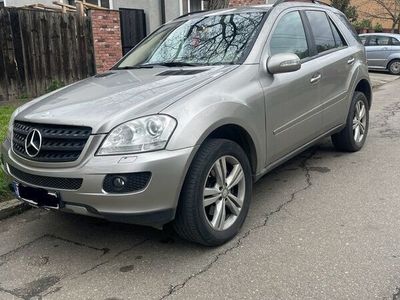 Mercedes ML320