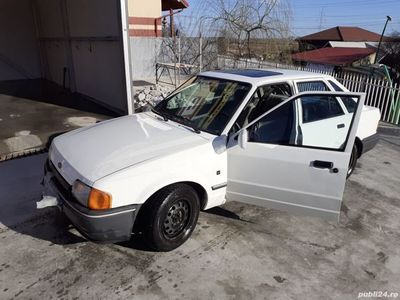 second-hand Ford Escort 1990