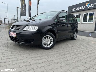 second-hand VW Touran 2.0TDI Highline Aut