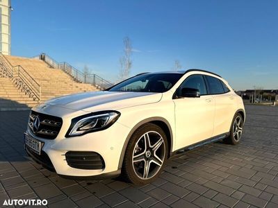 Mercedes GLA220