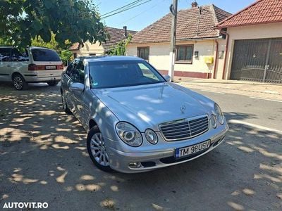 Mercedes E220