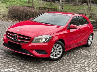 Second-hand Mercedes A180 Urban 122 CP (89 kW) 2014 Culoarerosu Berlinǎ