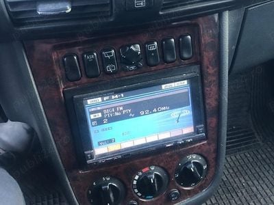 Argintiu Utilizat 2003 Mercedes Vaneo Monovolum | 3.000 EUR