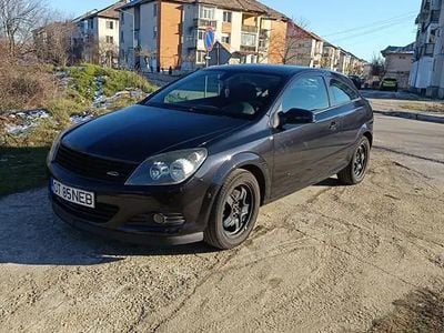 Second-hand Opel Astra GTC 150 CP (110 kW) 2006 Negru Hatchback