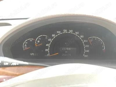 Negru Utilizat 2000 Mercedes S500 Berlinǎ | 1.000 EUR