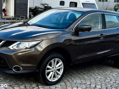 Maro Utilizat 2015 Nissan Qashqai SUV | 10.999 EUR (Preț OK)