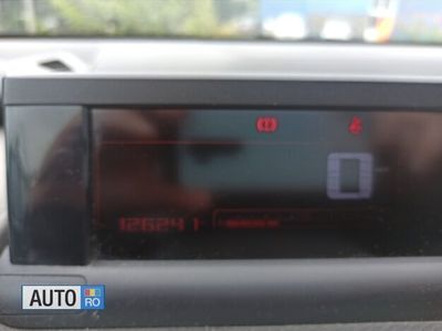 Second-hand Citroën C4 110 CP (80 kW) 2015 Alb SUV