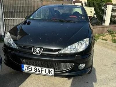 Negru Utilizat 2005 Peugeot 206 | 1.100 EUR