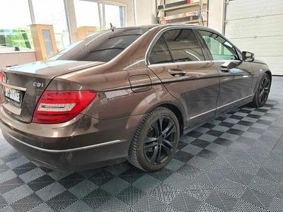 Mercedes C200