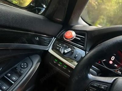Utilizat 2014 BMW 530 Berlinǎ | 15.000 EUR