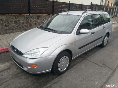 second-hand Ford Focus 1.8 benzina GHIA