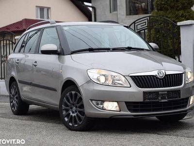 Second-hand Skoda Fabia Style 105 CP (77 kW) 2013 Culoarebej Hatchback