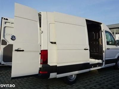 Second-hand VW Crafter 140 CP (102 kW) 2023 Alb Van
