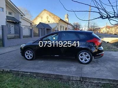 Second-hand Ford Focus 102 CP (75 kW) 2012 Negru Hatchback
