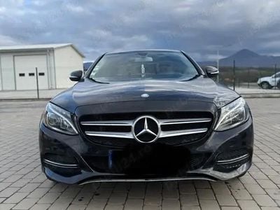 Second-hand Mercedes C180 85 CP (62 kW) 2015 Berlinǎ
