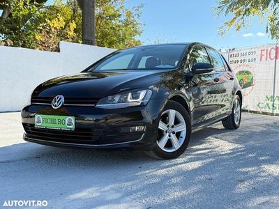 Culoarenegru Utilizat 2013 VW Golf VII Highline | 9.900 EUR (Scump)