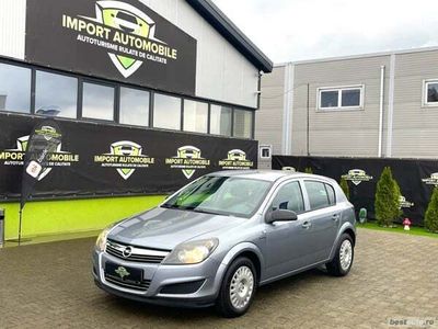 second-hand Opel Astra  An: 2009 , Motor: 1364cmc , BENZINA , 90cp , EURO 4 , 135.000 km ( carte service si