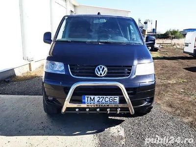 Second-hand VW Multivan 174 CP (127 kW) 2004 Negru Van