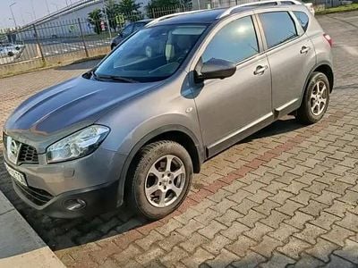 Gri Utilizat 2013 Nissan Qashqai SUV | 8.530 EUR (Puțin scump)