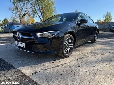 Culoarenegru Utilizat 2022 Mercedes E250 Coupe | 25.999 EUR