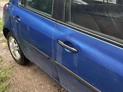 Renault Clio II