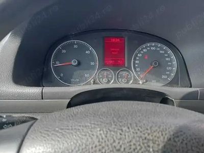 Second-hand VW Touran 2009 Monovolum