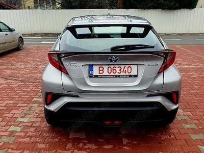 Second-hand Toyota C-HR 100 CP (73 kW) 2022 SUV