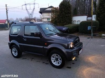 Second-hand Suzuki Jimny Style 86 CP (63 kW) 2016 Culoaremaro SUV