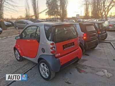 Rosu Utilizat 2002 Smart ForTwo Coupé Coupe | 1.799 EUR