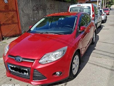 Culoarerosu Utilizat 2014 Ford Focus Trend Hatchback | 5.700 EUR (Preț bun)