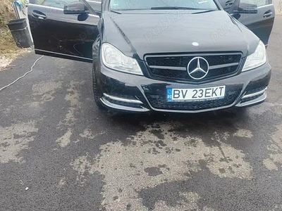 Utilizat 2013 Mercedes C180 Berlinǎ | 7.700 EUR