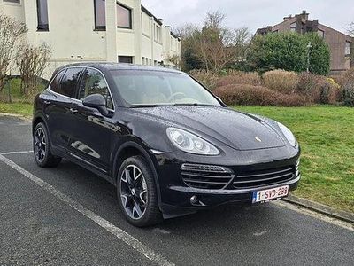 Second-hand Porsche Cayenne Platinum Edition 245 CP (180 kW) 2014 Culoarenegru SUV