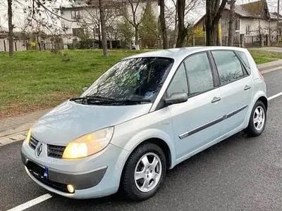 Gri Utilizat 2004 Renault Scénic II Monovolum | 1.700 EUR