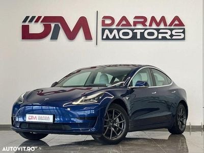 Culoarealbastru Utilizat 2020 Tesla Model 3 Standard Range Plus Berlinǎ | 18.990 EUR (Preț bun)