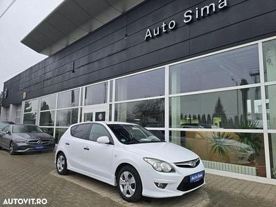 Culoarealb Second-hand 2011 Hyundai i30 Hatchback | 4.490 EUR (Preț OK)