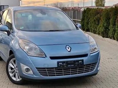 Utilizat 2010 Renault Grand Scénic Luxe Monovolum | 5.500 EUR (Puțin scump)