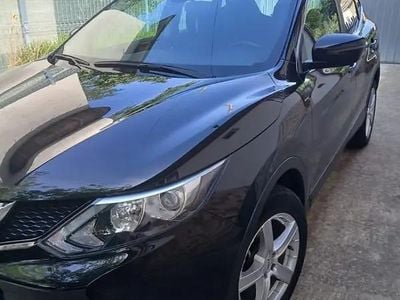 Utilizat 2015 Nissan Qashqai Acenta SUV | 14.500 EUR (Scump)